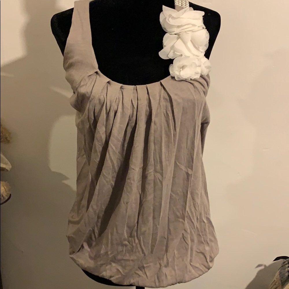 Dress shirt with floral embroidery